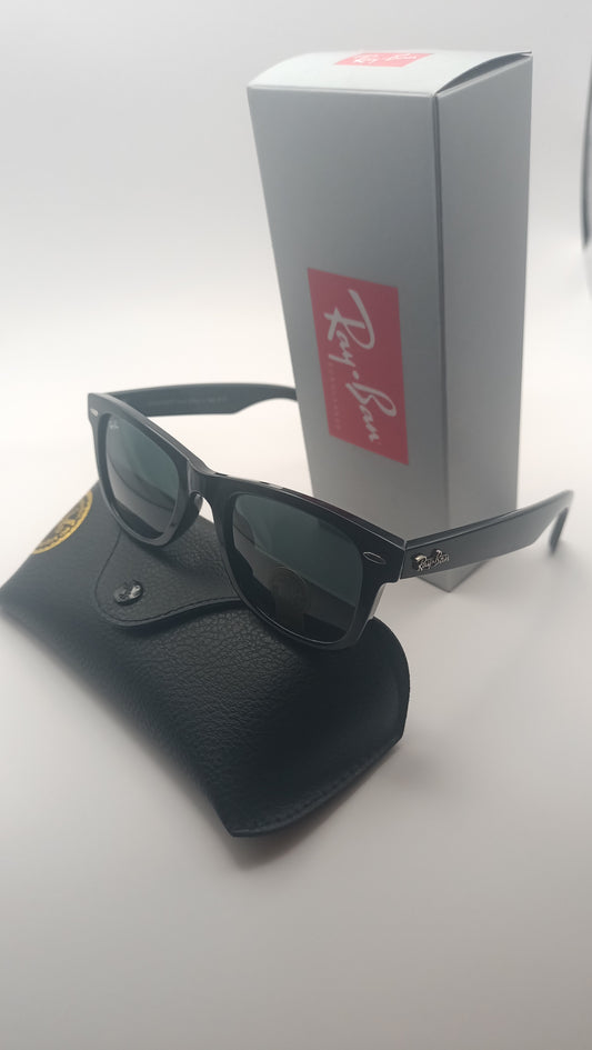 Ray-Ban Wayfarer